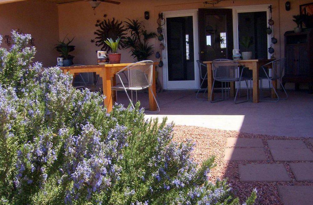 Dreamkatchers Lake Powell Bed & Breakfast Big Water Exterior photo