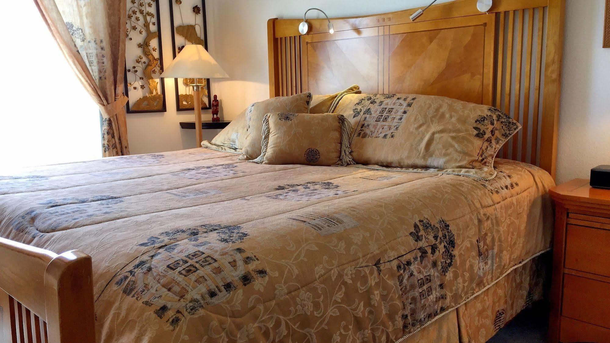 Dreamkatchers Lake Powell Bed & Breakfast Big Water Exterior photo